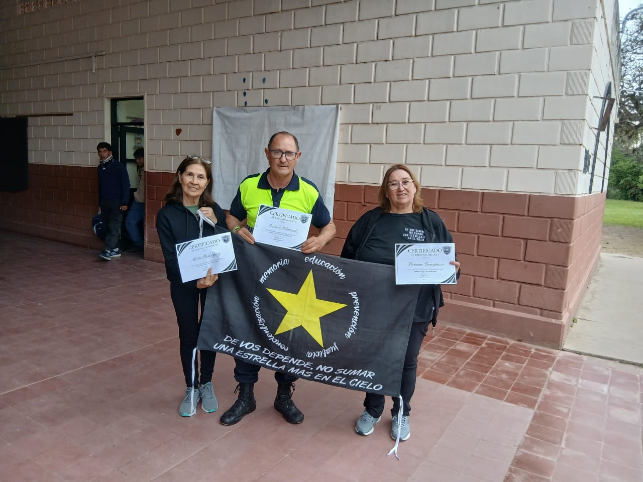 Visita de Estrellas Amarillas a YATAY TI CALLE